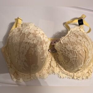 Victoria secret Lighty lined Demi dream angels